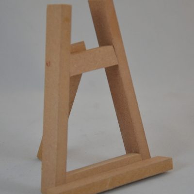 EASEL 001