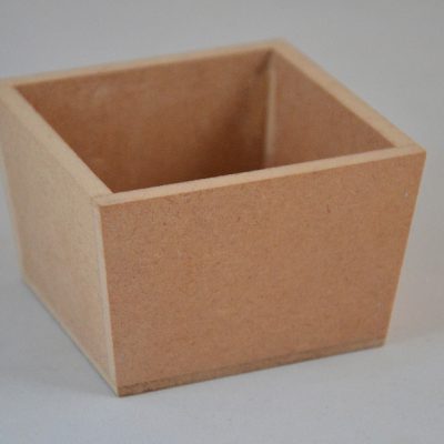 PEANUT HOLDER