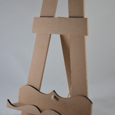 Easel 002